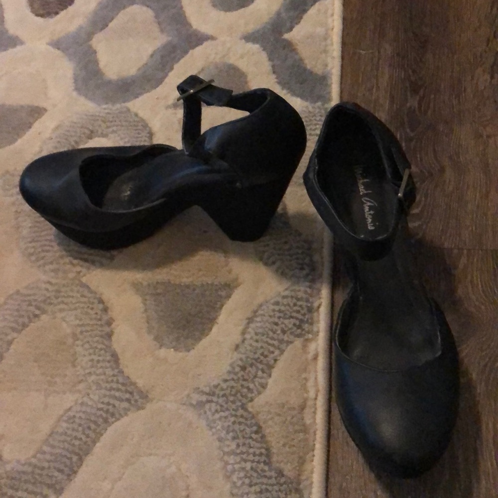 Mary Jane 2.5 inch heel
